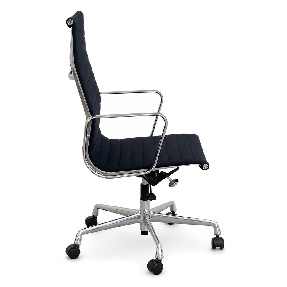 Vitra EA 119 Hopsak schwarz (Alu poliert)