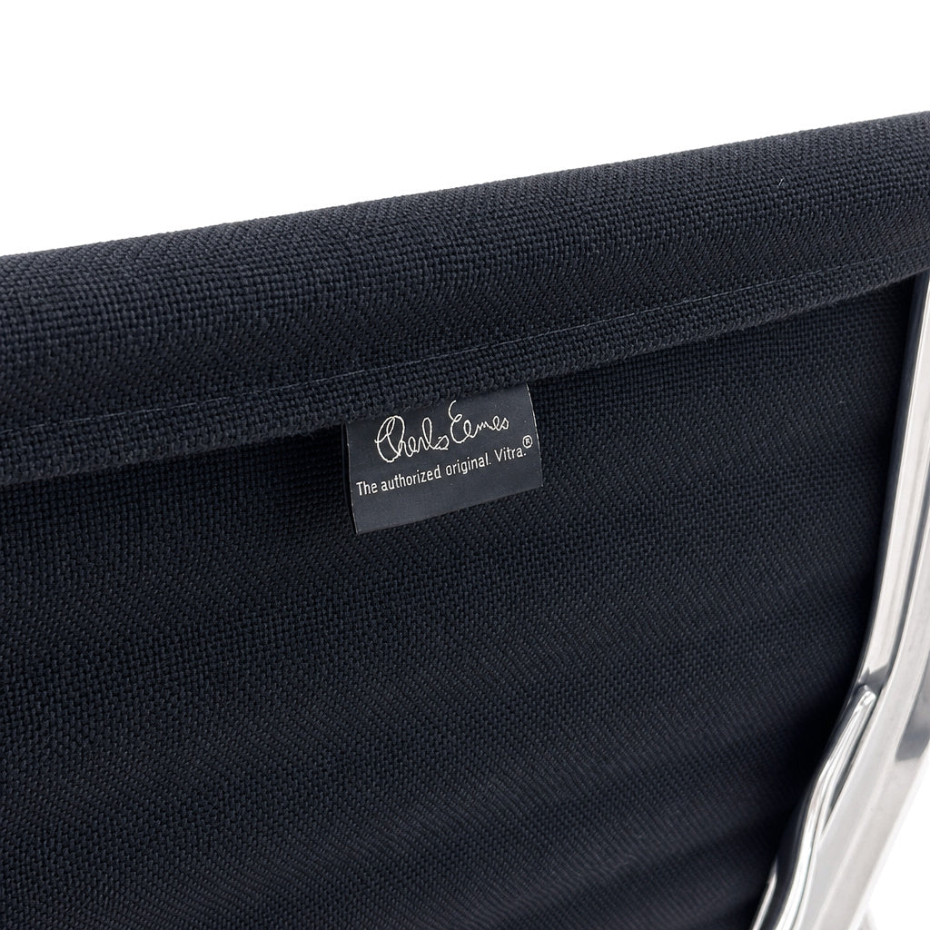 Vitra EA 119 Hopsak schwarz (Alu poliert)